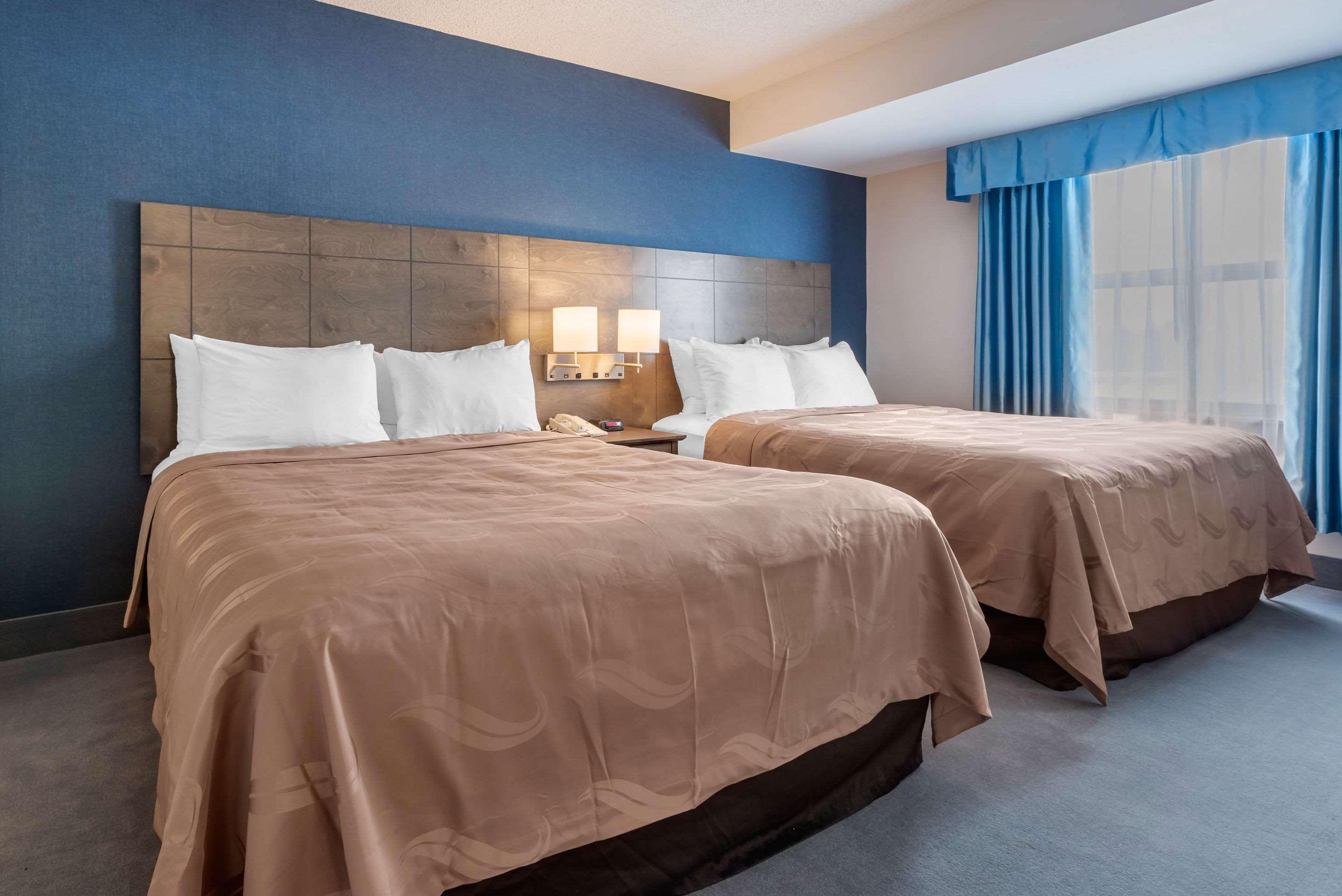 Quality Suites Quebec City Exterior photo